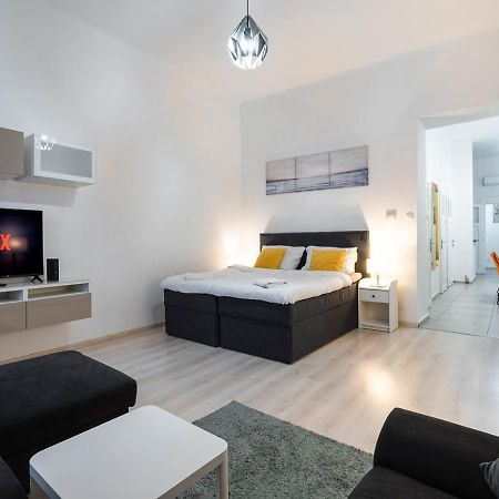 Szasz Apartment Villa 2 next to Buda Castle district Budapest Exterior foto