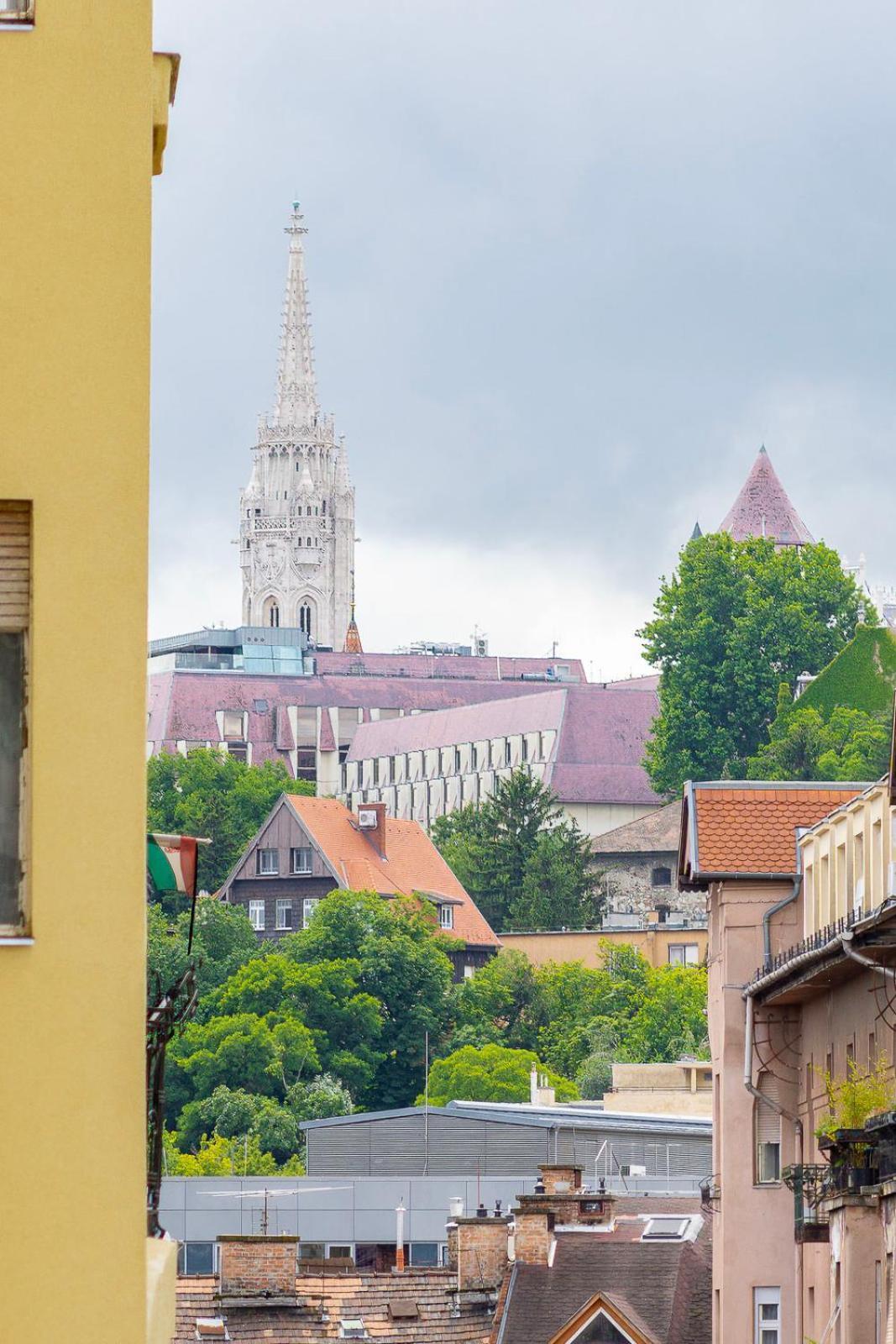 Szasz Apartment Villa 2 next to Buda Castle district Budapest Exterior foto