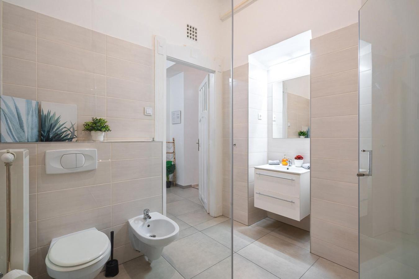 Szasz Apartment Villa 2 next to Buda Castle district Budapest Exterior foto